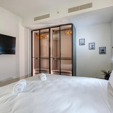 The Official Mercury High End And Wifi By 360 Estates Apartment *