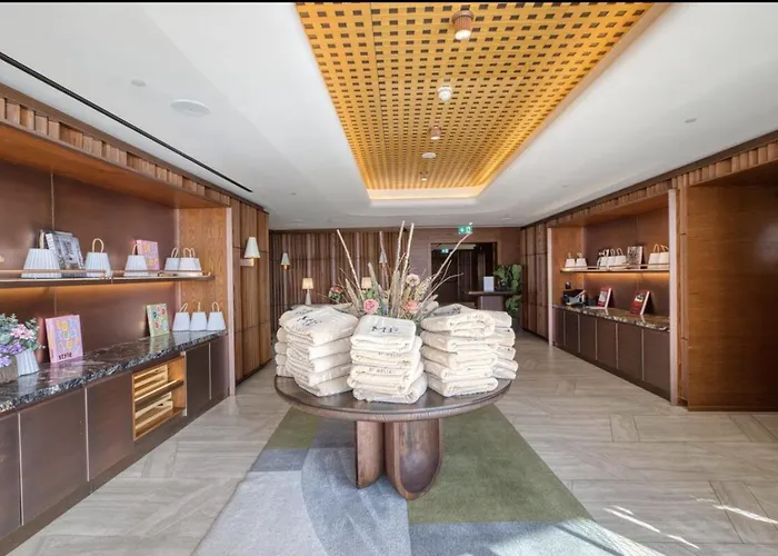 The Official Mercury High End And Wifi By 360 Estates *